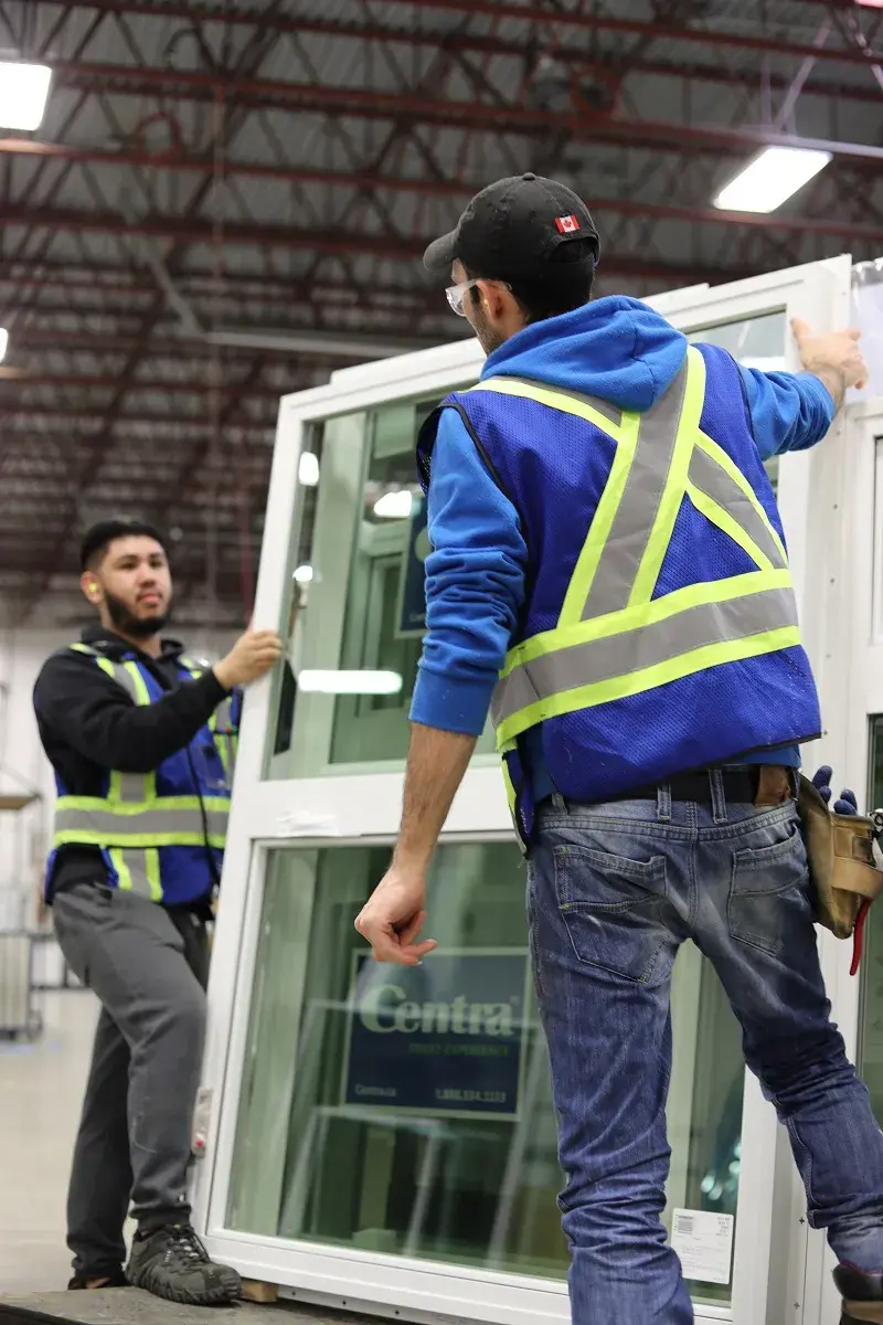 professional holding window img